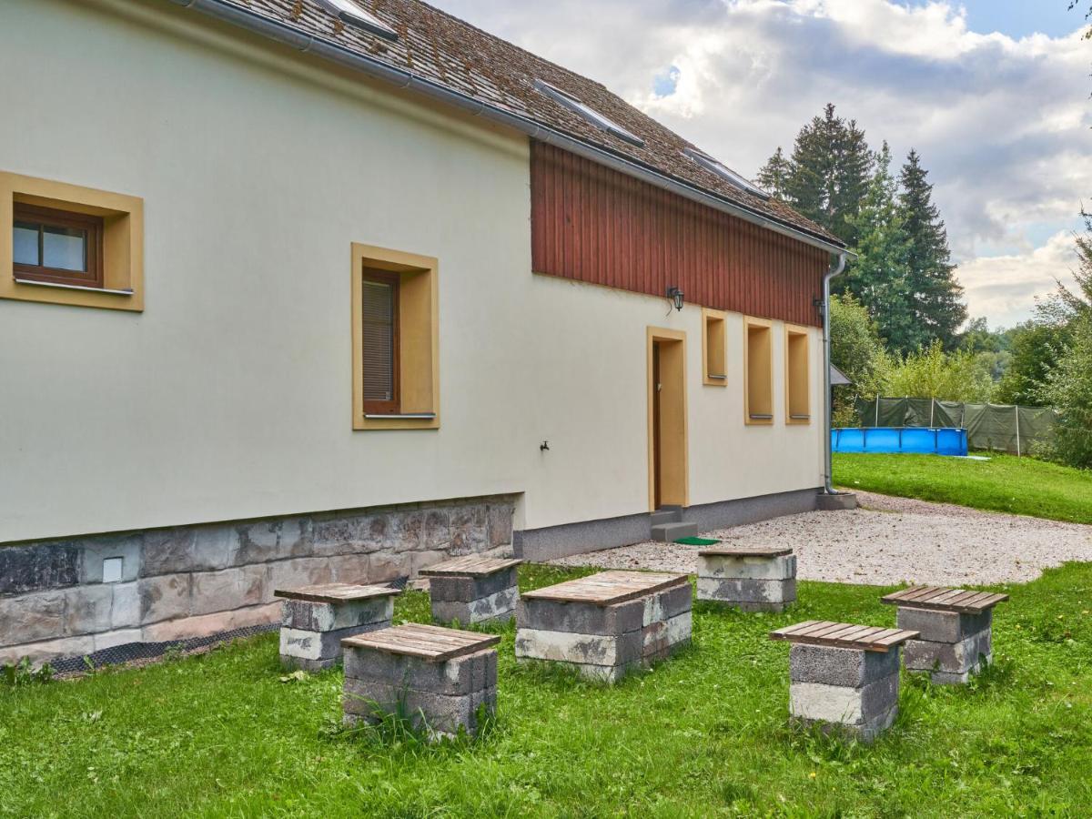 Holiday Home In Lampertice With Swimming Pool Luaran gambar