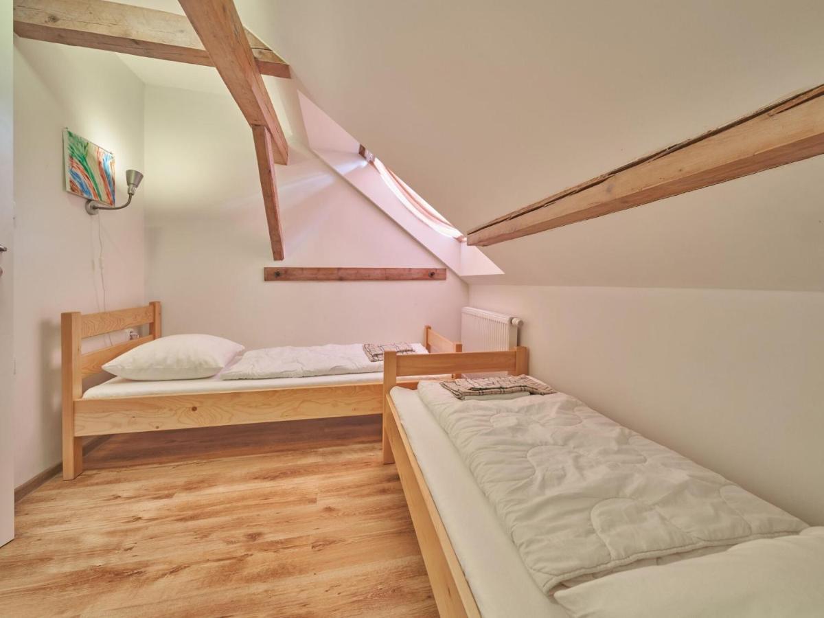 Holiday Home In Lampertice With Swimming Pool Luaran gambar